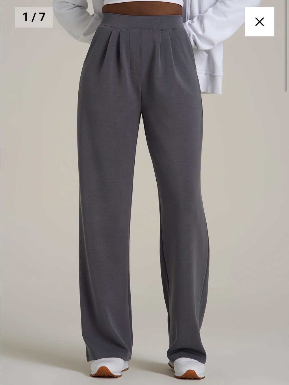 American Tall Soft Motion Pleated Wide Leg Pant Size M - XT